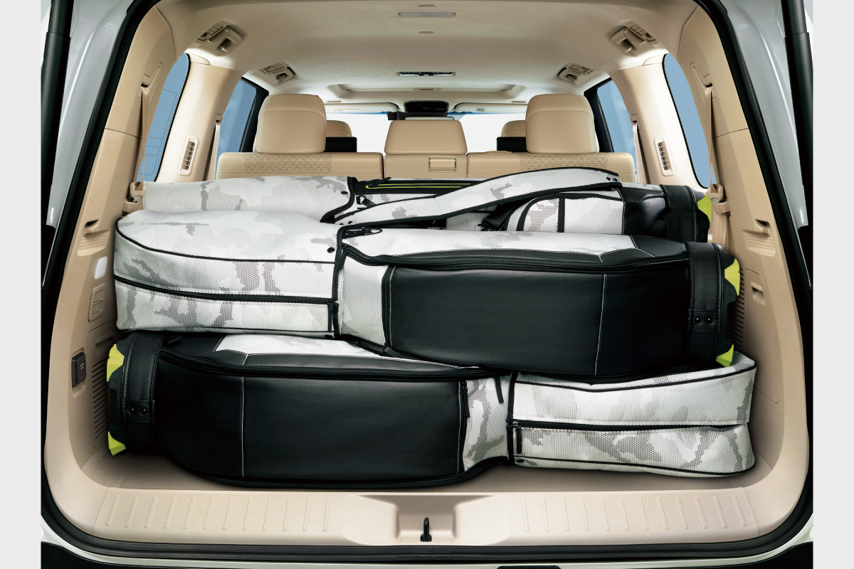 しか様ご確認ページ ランドクルーザー“300” | 特長 | OKINAWA TOYOTA