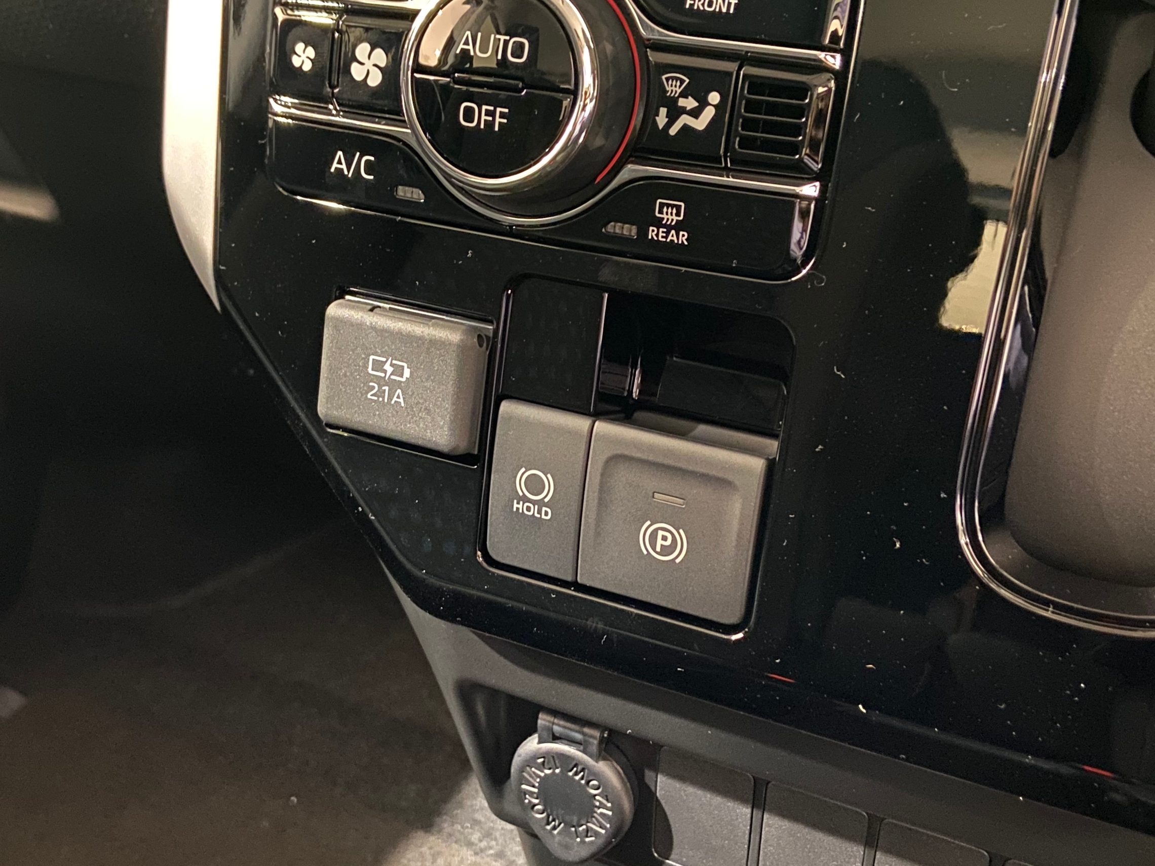新型ルーミーがキター 新型ルーミーがキター