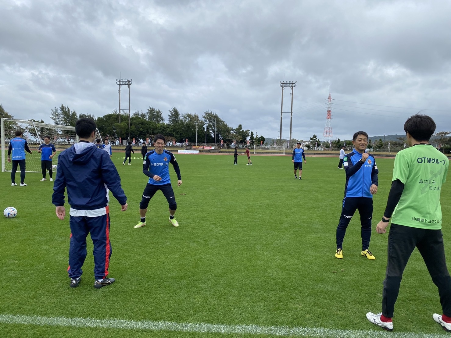 TOYOTA、フットボールCLUBウインドブレーカー 名古屋グランパス TOYOTA、フットボールCLUBウインドブレーカー 名古屋グランパス TOYOTA