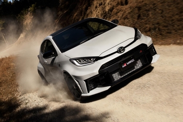 RZ“High performance”［GR-DAT（8AT・4WD）］